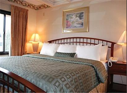 Отель Ramada River Ridge