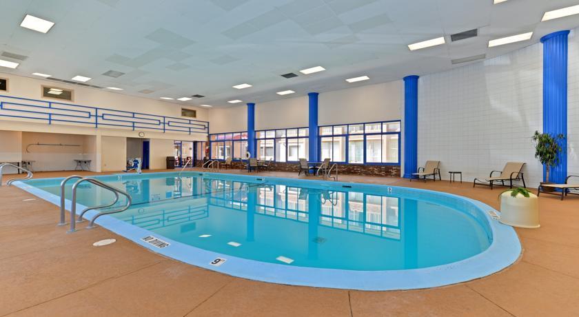 Отель Red Roof Inn Boston-Woburn