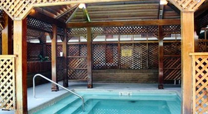 Отель Clarion Inn
