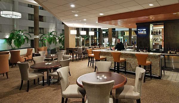 Отель Sheraton Charlotte Airport Hotel