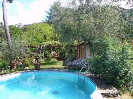 Отель Holiday Home Poggiobello Massa