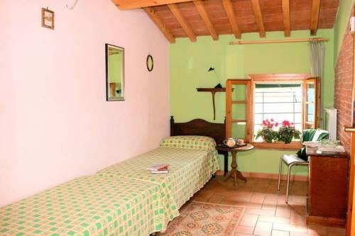 Отель Holiday Home Torre Di Alica Alica Di Palaia
