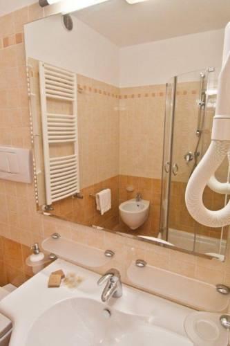 Отель Hotel Mocambo