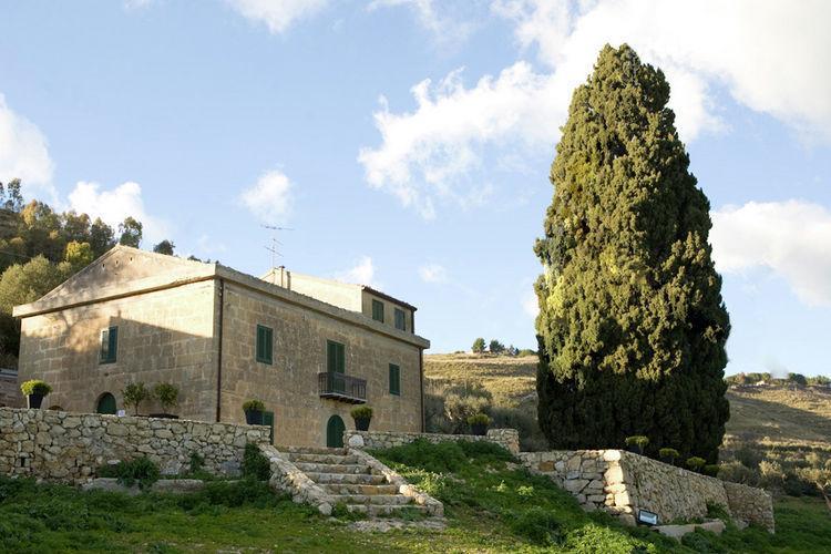 Вилла Holiday Home La Casa Di Parasporino Enna
