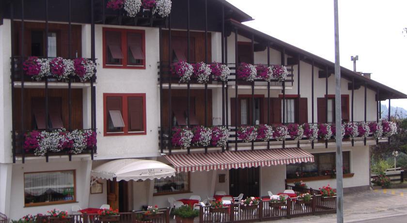 Апартаменты Hotel Residence Montechiara