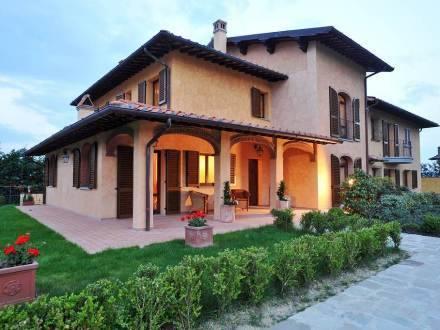 Отель Apartment Sunflowers Barberino del Mugello