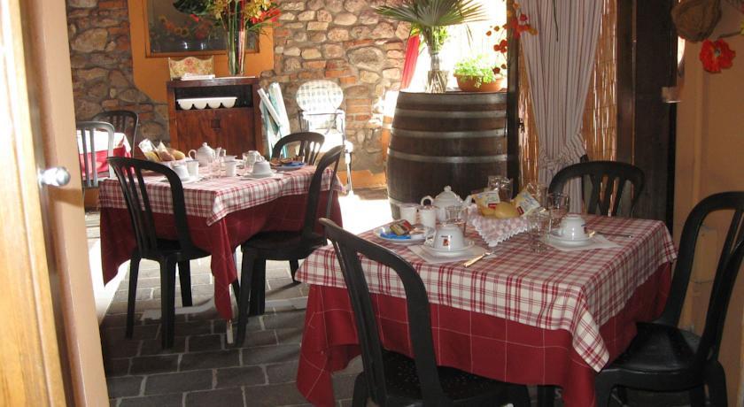 Отель Albergo Tecla