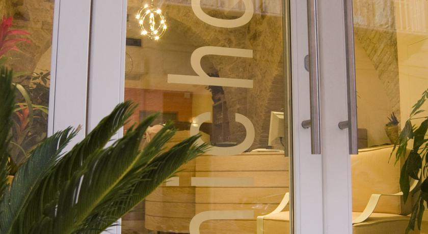 Отель Nichotel