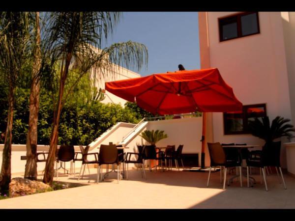 Отель Hotel Corallo
