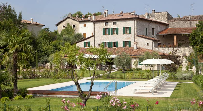 Отель Agriturimo Antico Casale Bergamini