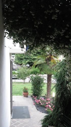 Мини-отель B&B Villa Patrizia