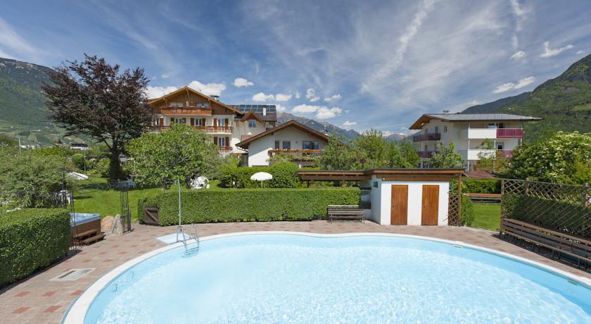 Отель Genusshotel Pfeiss