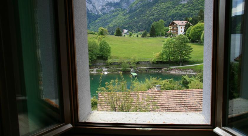 Отель Appartamento Lago Molveno