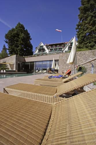 Отель Parkhotel Holzner