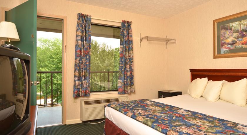 Отель Creekstone Inn