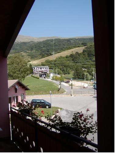 Отель Hotel Ristorante Camping Edelweiss
