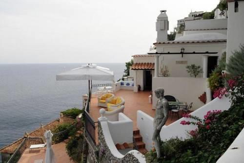 Отель Holiday Home Batilda Conca Dei Marini