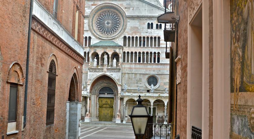 Отель Hotel Duomo Cremona