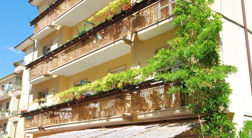 Апартаменты Residence Glicini