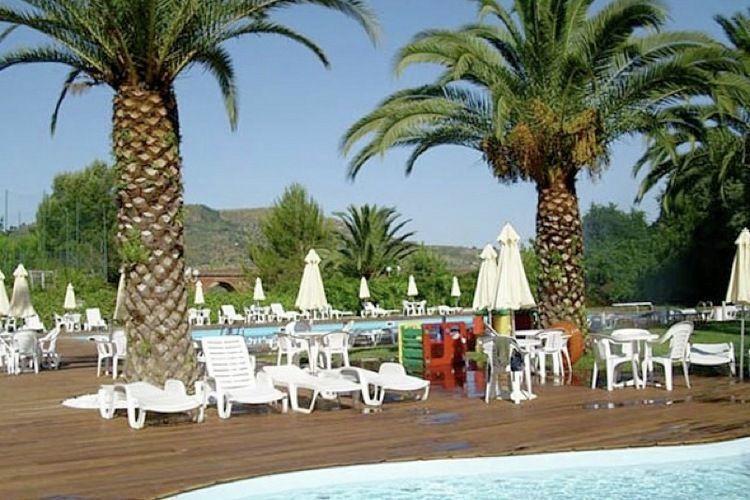 Апартаменты Holiday Home Margherita Torchiara