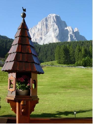 Отель Garni Martlhof