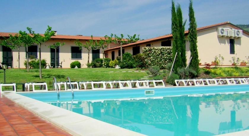 Отель Holiday Home Torricella Pistoia