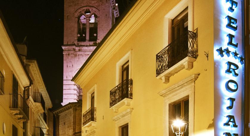 Отель Hotel Rojan