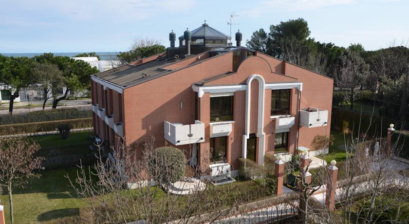 Апартаменты Villa Laguna Apartments