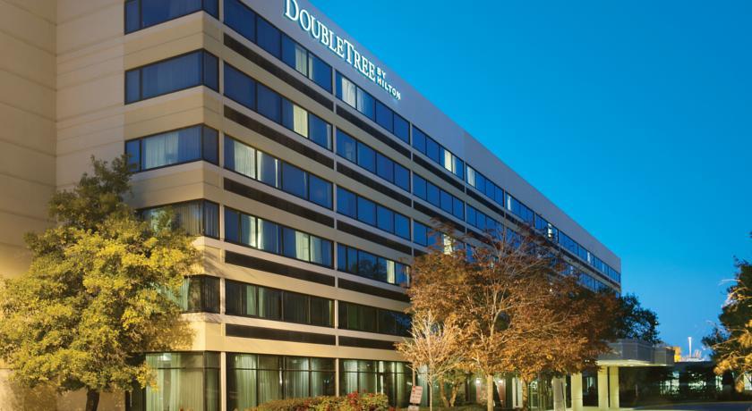 Отель DoubleTree by Hilton Chicago/Schaumburg