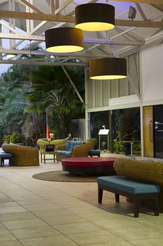 Отель Mercure Townsville