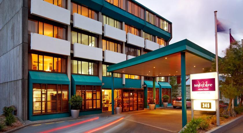Отель Mercure Wellington