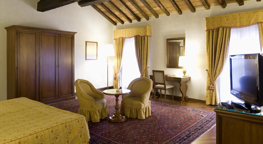 Отель Albergo Delle Notarie