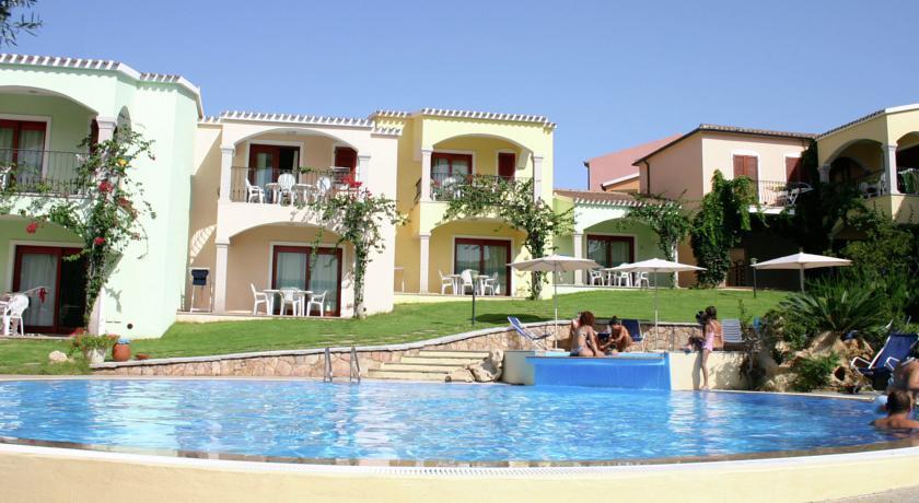 Апартаменты Holiday Home Badus Badesi I
