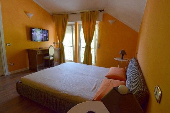 Отель Hotel Edoné