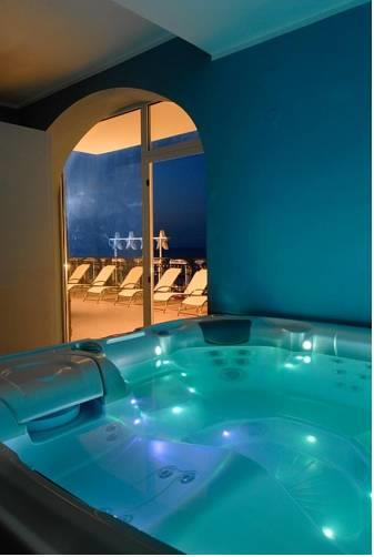 Отель Grand Hotel Excelsior