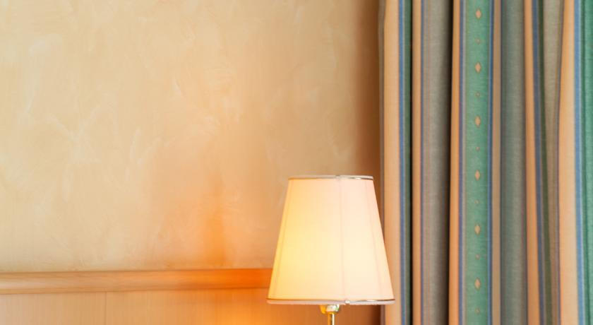 Отель Hotel Brenner