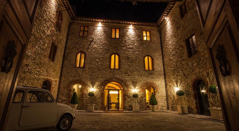 Отель Castello La Leccia