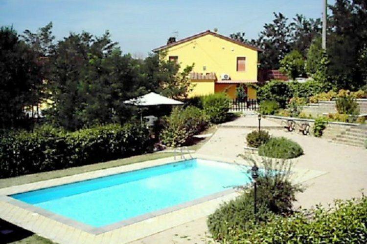 Апартаменты Apartment Massarella Due Fucecchio