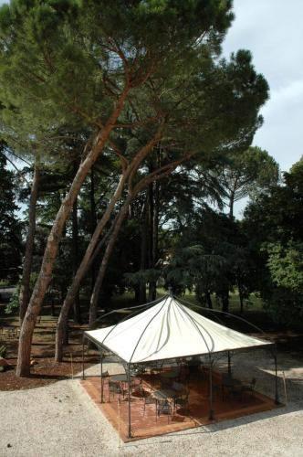 Отель Villa Raffaello Park Hotel