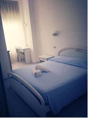 Отель Hotel Perla