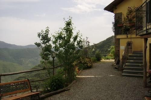 Апартаменты Holiday Home La Volpe Pigna
