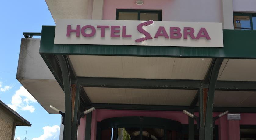 Отель Hotel Sabra
