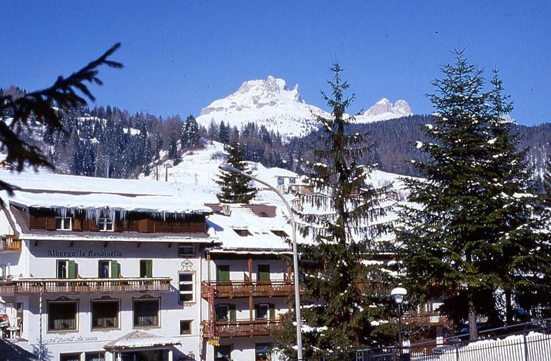 Отель Hotel La Rondinella