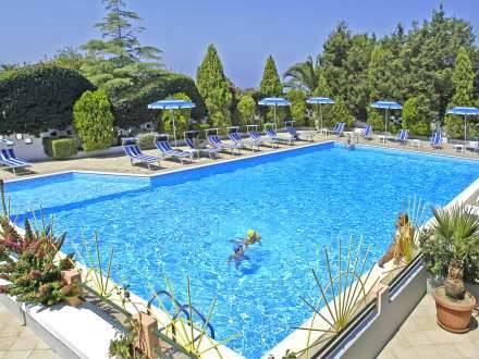 Апартаменты Apartment Residence Hotel Felix V S. Nicolo di Ricadi