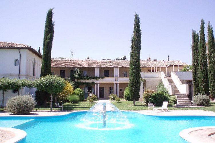 Апартаменты Holiday Home Cinque Montefalco