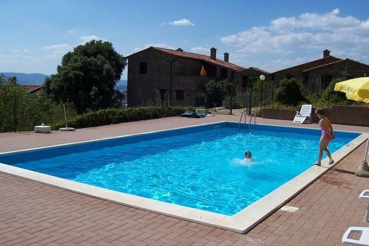 Отель Holiday Home Club House Paciano