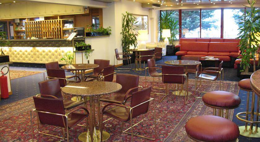 Отель Hotel Cristallo