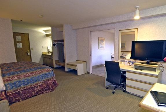 Отель Shilo Inn Hotel & Suites - Yuma