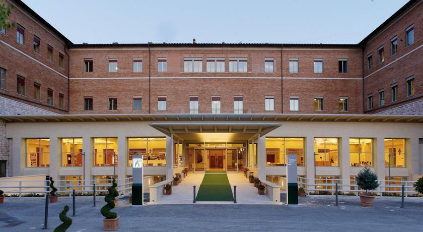 Отель Hotel Domus Pacis