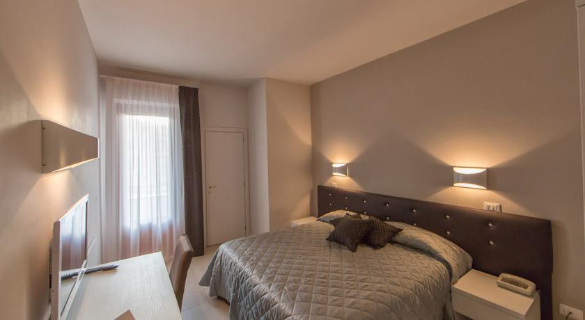 Отель Hotel Delta